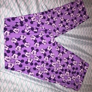 Lularoe Disney OS leggings